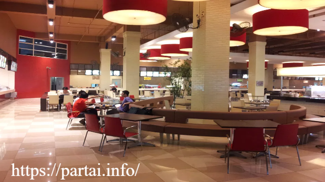 Mewah! Begini Tampilan Kantin UPH yang Mirip Food Court Mall